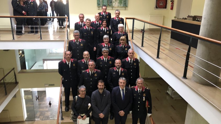 Fotografia de grup dels agents homenatjats