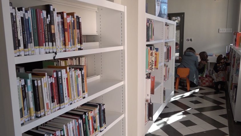 Biblioteca Josep Picola de Sant Joan de les Abadesses