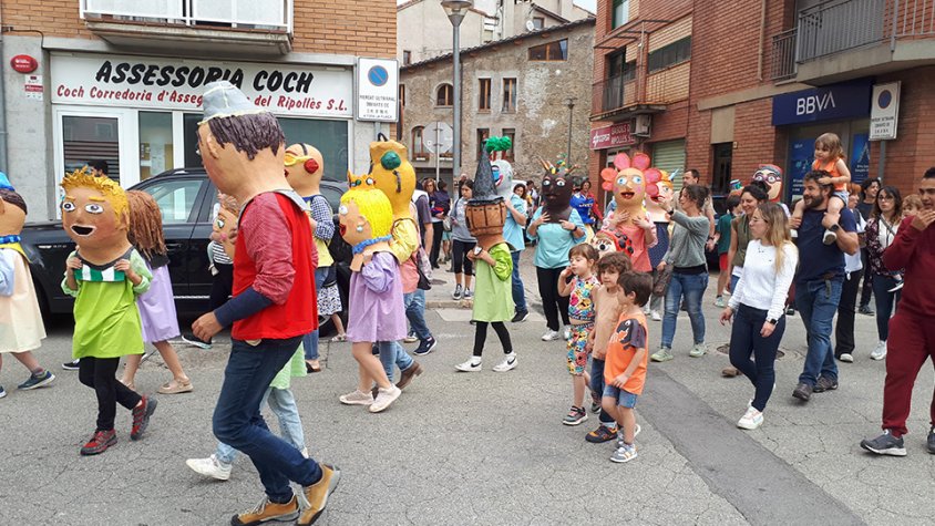 Els capgrossos es van estrenar per la festa major infantil
