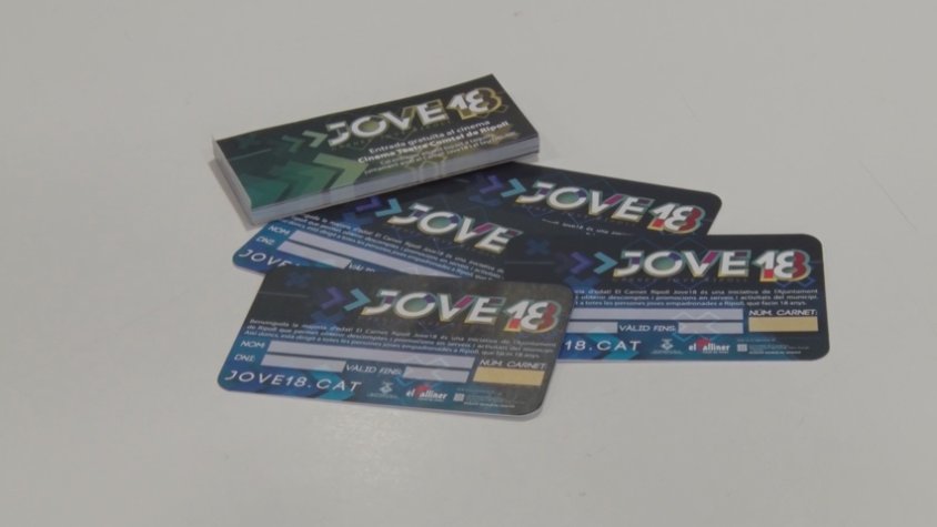 Per obtenir el carnet, s'ha d'anar al local del Galliner amb el DNI