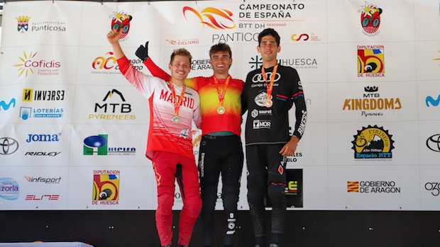 El podi del campionat d'Espanya de descens en BTT