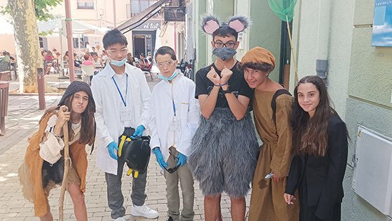 Els actors i les actrius del curs de teatre d'estiu del Consell Comarcal