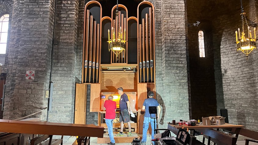 L'orgue ha tornat al Monestir de Ripoll