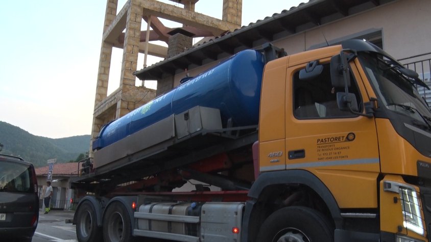 Han arribat camions cisterna de diversos municipis del voltant de Sant Pau