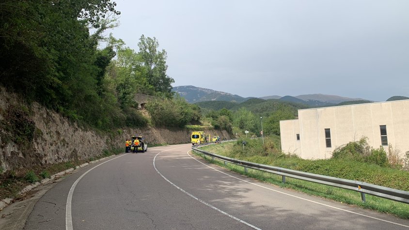 Mor un motorista en sortir de la carretera de Sant Joan