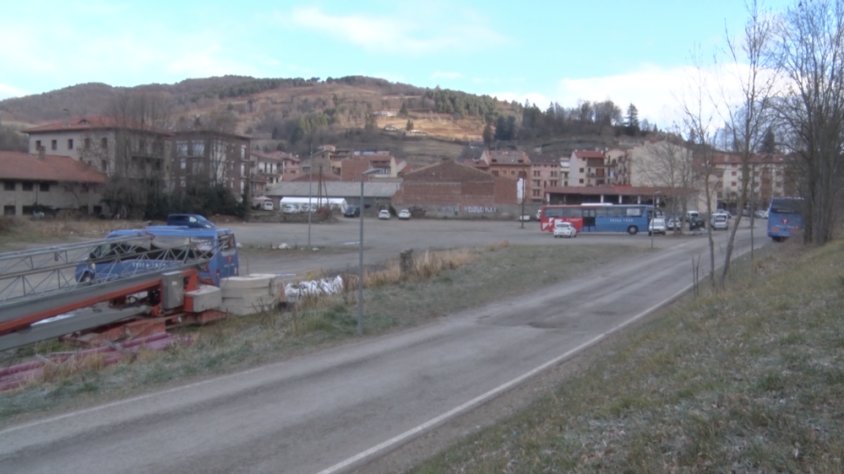 Imatge de l'entrada del Camp de la Vila de Camprodon