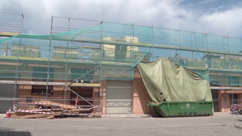 Nau a la colònia Estamariu de Ripoll, on s'havia d'ubicar la caldera de biomassa