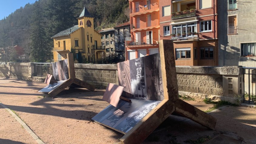 L'exposició dels 100 anys del tren va tombar-se per les ventades