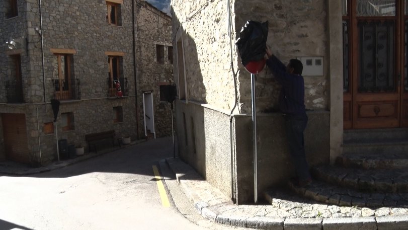 Primer nou senyal de trànsit a Vilallonga de Ter