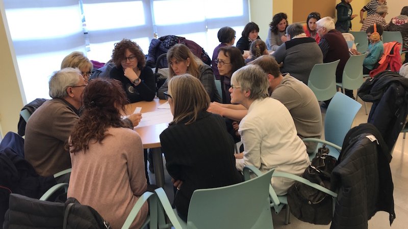 Un moment del taller participatiu previ a l'inici de les votacions
