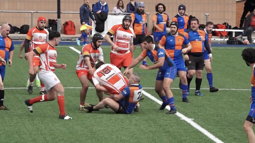 Jugadors del Ripollès RC al camp municipal