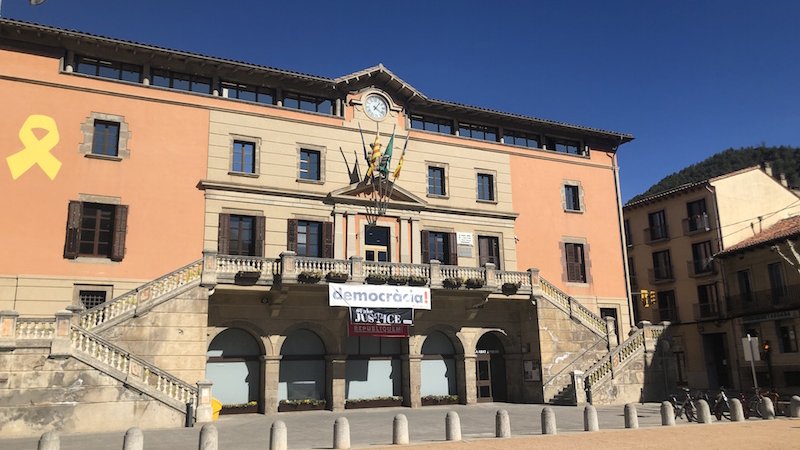 L'ajuntament endarrereix el cobrament de taxes i impostos