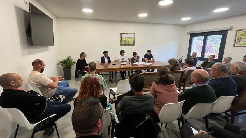 Vallfogona va oferir una xerrada per tal d'explicar els requisits de la convocatòria