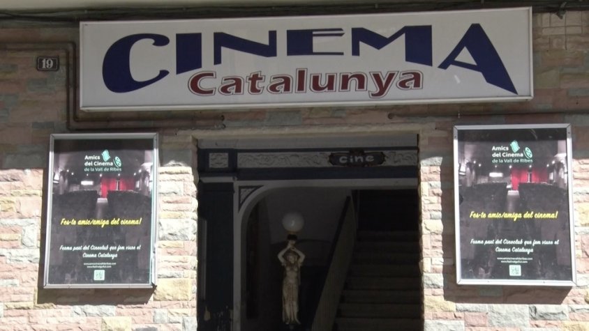 L'entrada del cinema Catalunya de Ribes