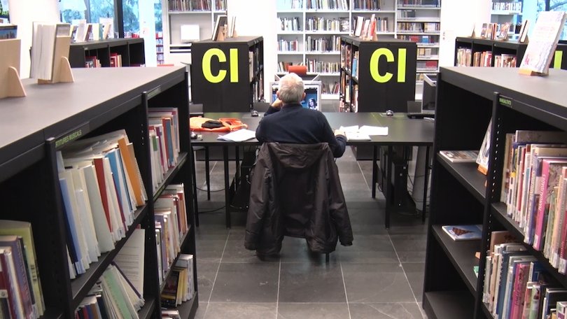 Un dels espais de la biblioteca Lambert Mata