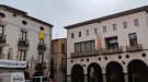 La Junta Electoral fa retirar l'estelada i els llaços de l'ajuntament de Sant Joan