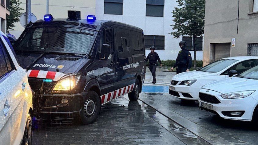 Dispositiu policial a Manlleu