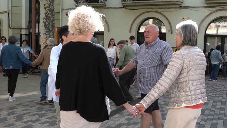 Campdevànol celebra el 25è Aplec de la Sardana 