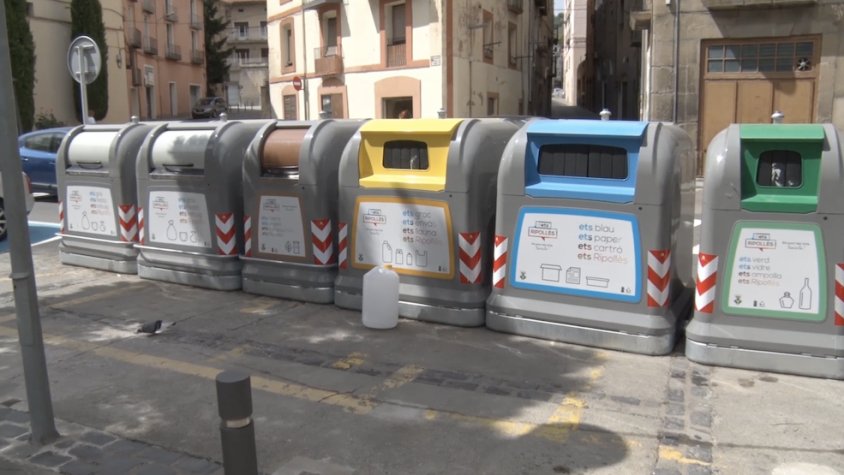 Els comerços de Ripoll es queixen de la taxa d'escombraries