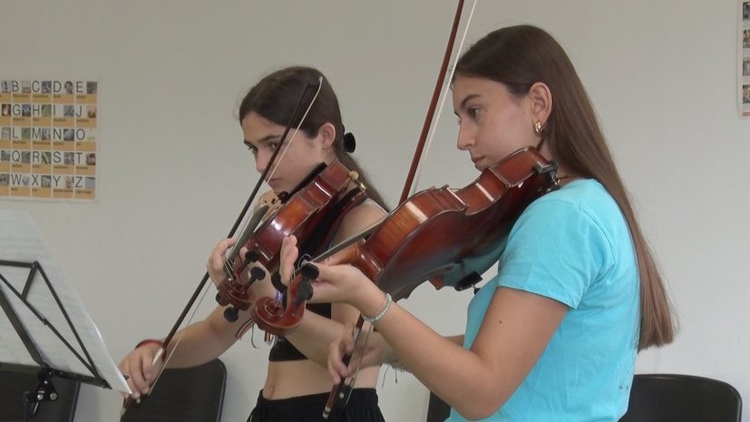 Alumnes del curs durant una de les classes a Ripoll