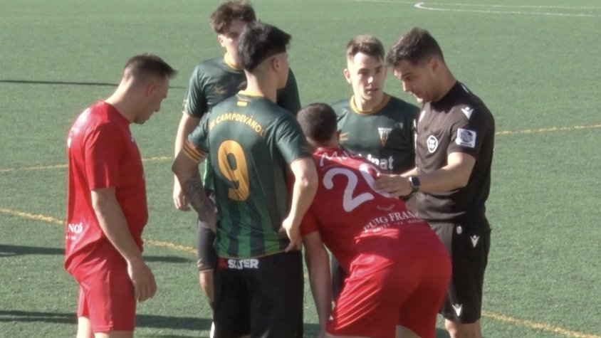 Darrer derbi de Tercera Catalana entre UE Campdevànol i UE Camprodon