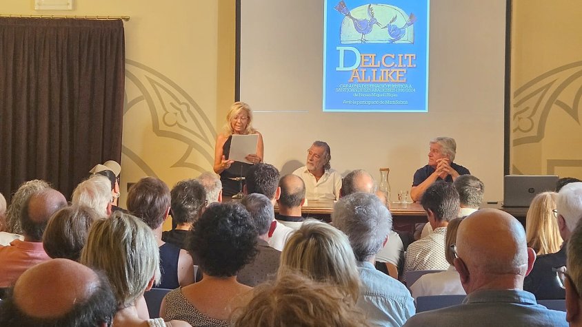 La Sala Abat Villalba va quedar totalment plena amb la presentació del Monogràfic