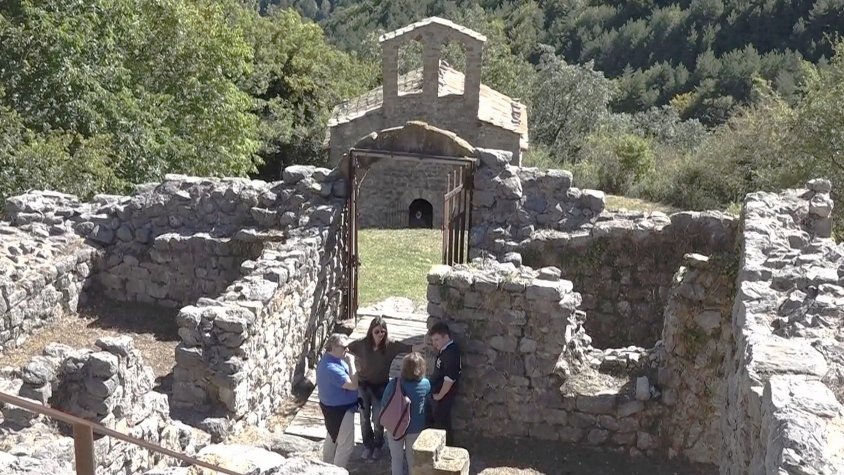 El Castell de Mataplana i l'església de Sant Joan