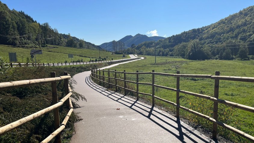 Ja està en servei el tram de Via Ciclista del Ter entre Llanars i Vilallonga de Ter