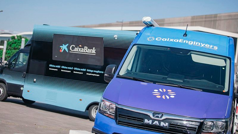 La banca mòbil arriba a tretze municipis del Ripollès