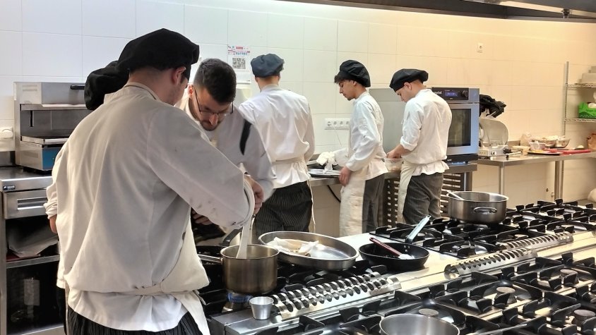 Alumnes de l'Aula d'Hostaleria del Ripollès