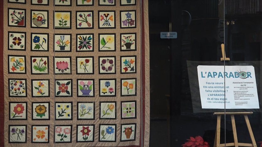 L'Associació Artesania del Fil estrena el nou espai d'exposicions de La Lira 