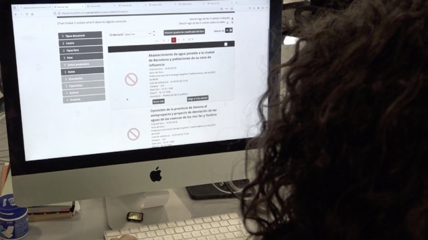 Accés digital a l'arxiu de Molló