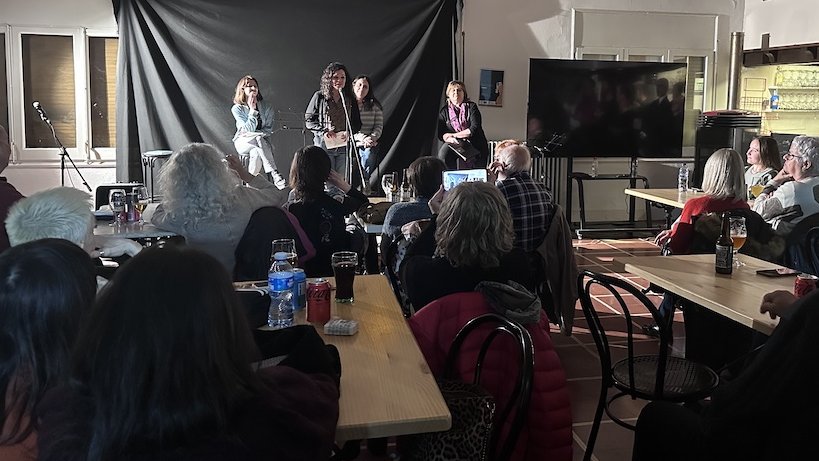 Recital de poesia a Campdevànol I Karolina Ríos