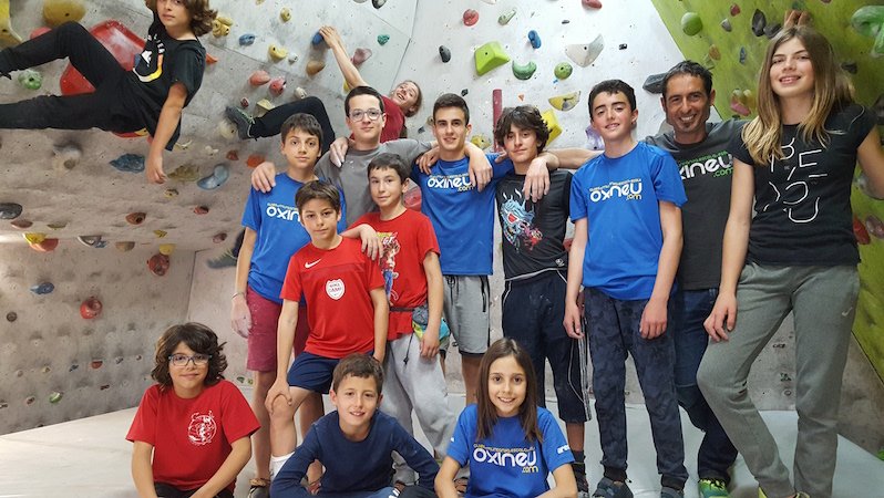 El escaladors que entrenen al rocòdrom de Sant Joan de les Abadesses