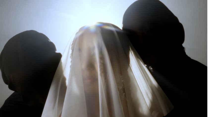 Jesebel presenta el seu Bucle, senzill i videclip