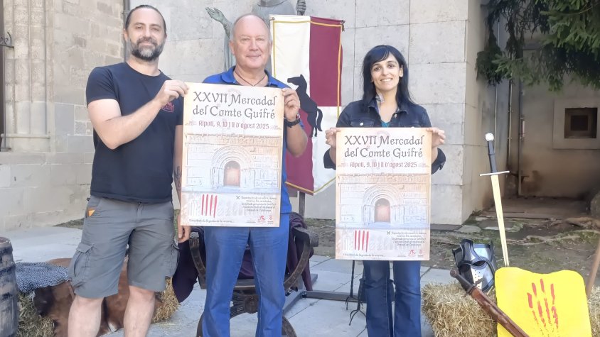 Una quinzena d’activitats diàries, la cercavila dels gegants i una cantada d’havaneres, al Mercadal