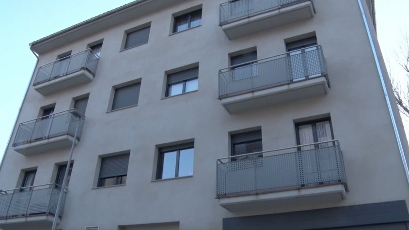 Bloc de pisos a Ripoll