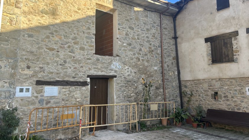 Vallfogona destinarà l’antiga caserna a habitatge