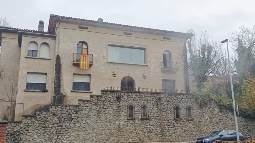 Actuació dels bombers per un avís de fum