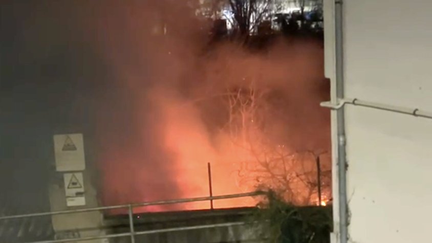 Les flames eren visibles des del carrer Doctor Raguer