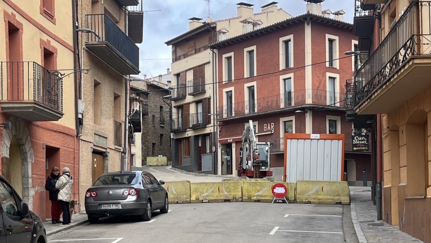 Comencen les obres del centre del nucli urbà de Molló