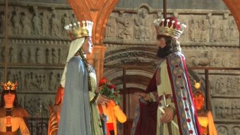 Deu anys de trobada amb el bateig d'en Sunyer I com a moment culminant