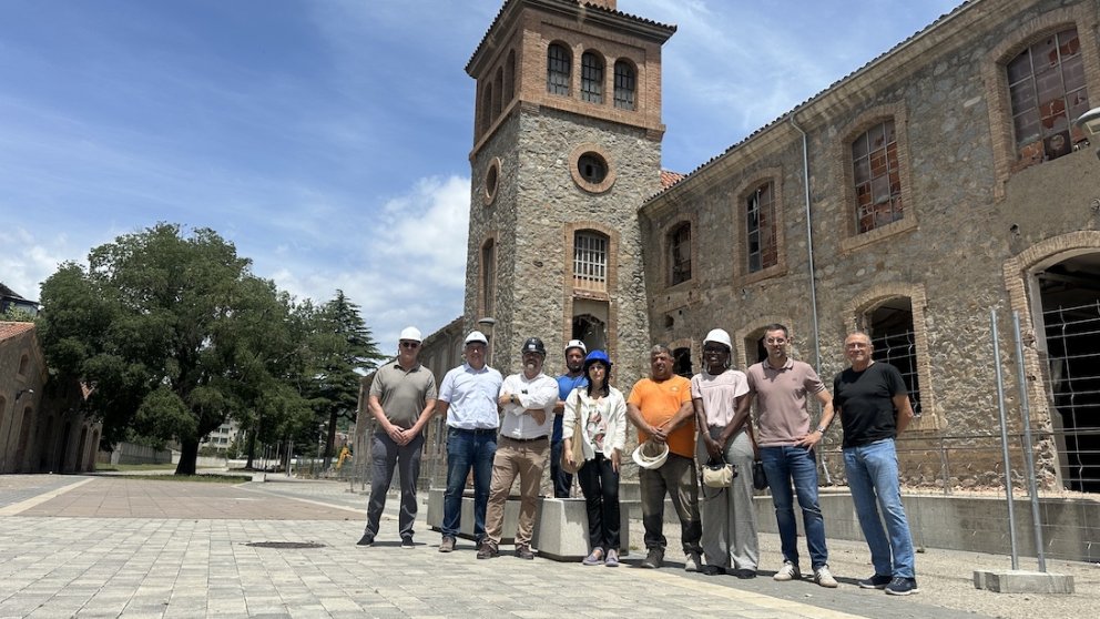Comencen les obres a la nau del Pla de Ripoll