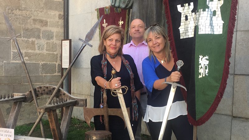 Manoli Vega, Josep Maria Soldevila i Montsina Llimós han presentat les novetats del Mercadal 2019